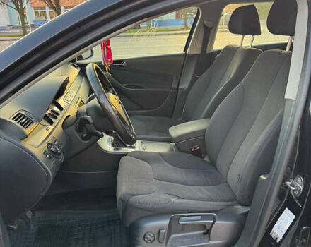 Черный Фольксваген Пассат, объемом двигателя 1.97 л и пробегом 263 тыс. км за 5700 $, фото 10 на Automoto.ua