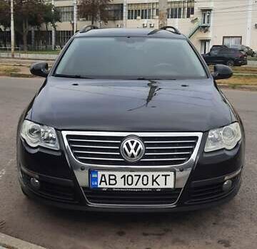 Черный Фольксваген Пассат, объемом двигателя 1.97 л и пробегом 257 тыс. км за 7250 $, фото 1 на Automoto.ua