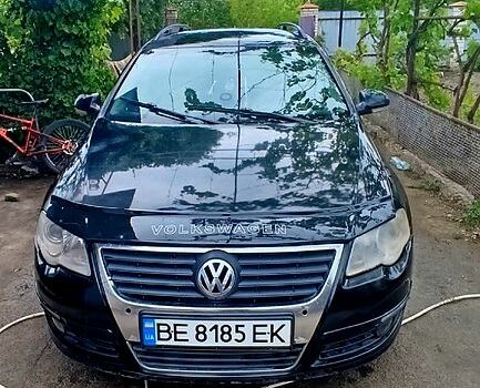 Фольксваген Пассат 2007 у Первомайськ на Automoto.ua Чорний Фольксваген Пассат, об'ємом двигуна 2 л та пробігом 308 тис. км за 3800 $, фото 5 на Automoto.ua