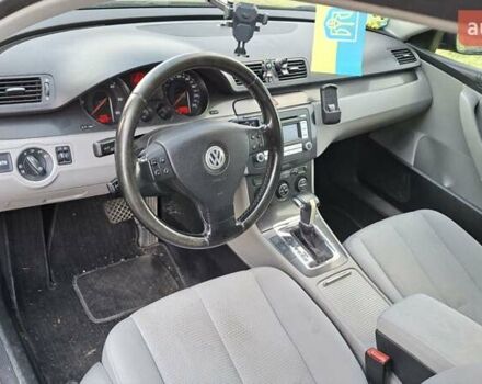 Черный Фольксваген Пассат, объемом двигателя 2 л и пробегом 470 тыс. км за 5249 $, фото 25 на Automoto.ua