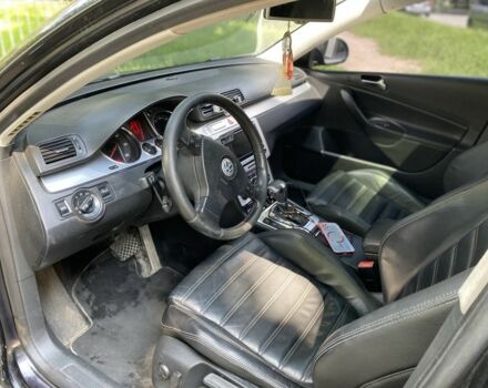 Чорний Фольксваген Пассат, об'ємом двигуна 2 л та пробігом 305 тис. км за 5900 $, фото 4 на Automoto.ua