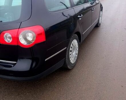 Черный Фольксваген Пассат, объемом двигателя 1.9 л и пробегом 384 тыс. км за 6000 $, фото 4 на Automoto.ua