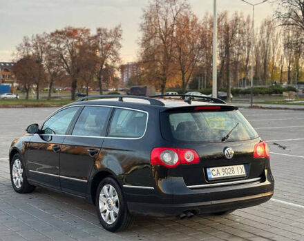 Черный Фольксваген Пассат, объемом двигателя 1.97 л и пробегом 263 тыс. км за 5700 $, фото 3 на Automoto.ua