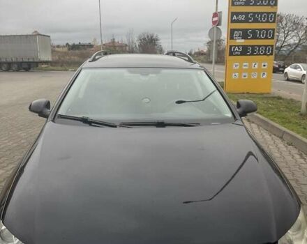 Черный Фольксваген Пассат, объемом двигателя 1.97 л и пробегом 300 тыс. км за 7500 $, фото 1 на Automoto.ua