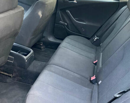 Черный Фольксваген Пассат, объемом двигателя 1.97 л и пробегом 300 тыс. км за 2750 $, фото 7 на Automoto.ua