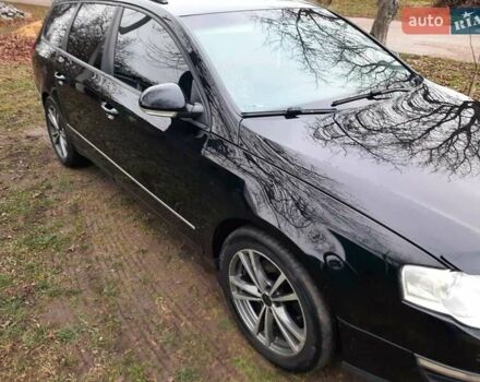 Черный Фольксваген Пассат, объемом двигателя 1.97 л и пробегом 285 тыс. км за 5700 $, фото 14 на Automoto.ua