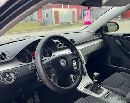 Черный Фольксваген Пассат, объемом двигателя 2 л и пробегом 371 тыс. км за 5800 $, фото 11 на Automoto.ua