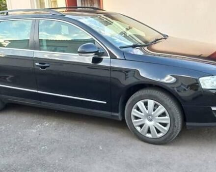 Черный Фольксваген Пассат, объемом двигателя 1.6 л и пробегом 370 тыс. км за 5200 $, фото 3 на Automoto.ua