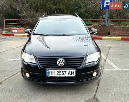 Черный Фольксваген Пассат, объемом двигателя 1.97 л и пробегом 270 тыс. км за 5700 $, фото 1 на Automoto.ua