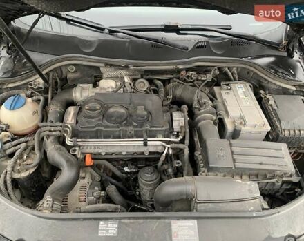 Черный Фольксваген Пассат, объемом двигателя 2 л и пробегом 300 тыс. км за 4700 $, фото 13 на Automoto.ua