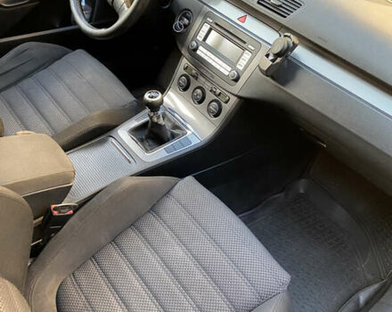 Черный Фольксваген Пассат, объемом двигателя 1.9 л и пробегом 340 тыс. км за 6500 $, фото 8 на Automoto.ua