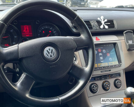 Черный Фольксваген Пассат, объемом двигателя 1.9 л и пробегом 290 тыс. км за 7400 $, фото 23 на Automoto.ua