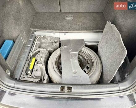 Черный Фольксваген Пассат, объемом двигателя 2 л и пробегом 403 тыс. км за 5499 $, фото 29 на Automoto.ua