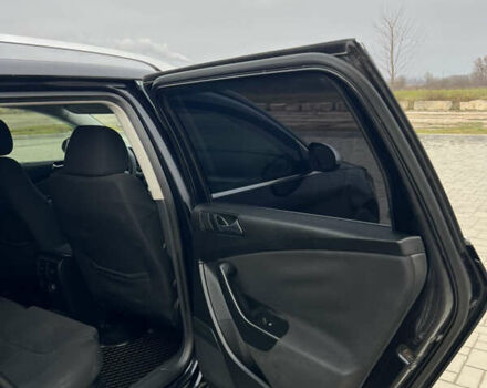 Черный Фольксваген Пассат, объемом двигателя 2 л и пробегом 371 тыс. км за 5800 $, фото 17 на Automoto.ua