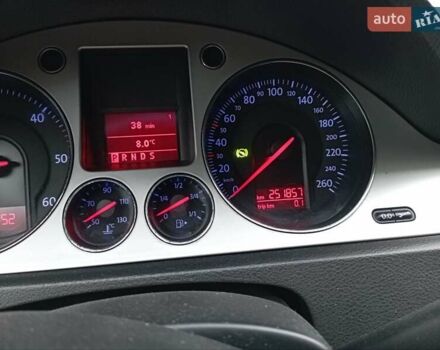 Черный Фольксваген Пассат, объемом двигателя 1.97 л и пробегом 251 тыс. км за 6450 $, фото 16 на Automoto.ua