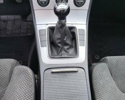 Черный Фольксваген Пассат, объемом двигателя 1.97 л и пробегом 220 тыс. км за 6750 $, фото 7 на Automoto.ua