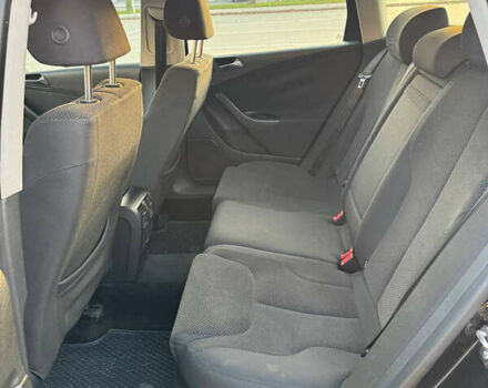 Черный Фольксваген Пассат, объемом двигателя 1.97 л и пробегом 263 тыс. км за 5700 $, фото 14 на Automoto.ua