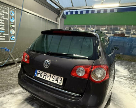 Черный Фольксваген Пассат, объемом двигателя 2 л и пробегом 400 тыс. км за 3500 $, фото 4 на Automoto.ua