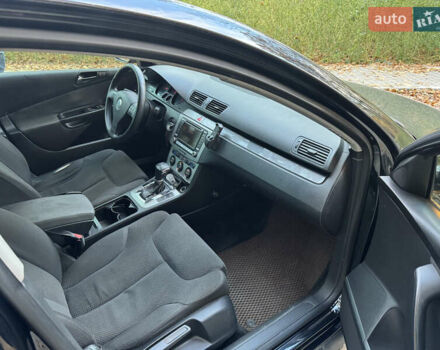 Черный Фольксваген Пассат, объемом двигателя 1.98 л и пробегом 270 тыс. км за 4599 $, фото 11 на Automoto.ua