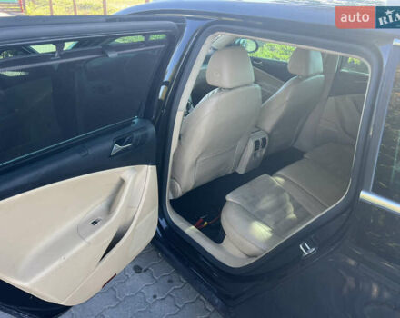 Черный Фольксваген Пассат, объемом двигателя 1.97 л и пробегом 300 тыс. км за 5999 $, фото 9 на Automoto.ua