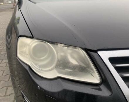 Черный Фольксваген Пассат, объемом двигателя 2 л и пробегом 300 тыс. км за 4700 $, фото 3 на Automoto.ua