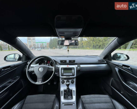 Черный Фольксваген Пассат, объемом двигателя 2 л и пробегом 290 тыс. км за 5699 $, фото 67 на Automoto.ua