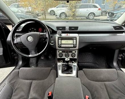 Черный Фольксваген Пассат, объемом двигателя 1.97 л и пробегом 359 тыс. км за 6500 $, фото 1 на Automoto.ua