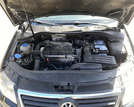 Черный Фольксваген Пассат, объемом двигателя 1.97 л и пробегом 270 тыс. км за 6200 $, фото 4 на Automoto.ua