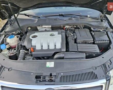 Черный Фольксваген Пассат, объемом двигателя 2 л и пробегом 470 тыс. км за 5249 $, фото 10 на Automoto.ua