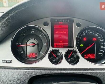 Чорний Фольксваген Пассат, об'ємом двигуна 1.97 л та пробігом 327 тис. км за 6500 $, фото 5 на Automoto.ua