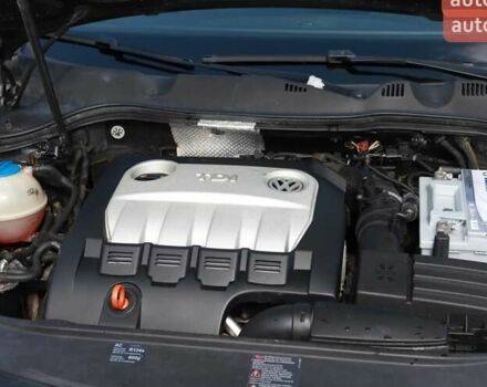 Черный Фольксваген Пассат, объемом двигателя 1.97 л и пробегом 220 тыс. км за 6750 $, фото 3 на Automoto.ua