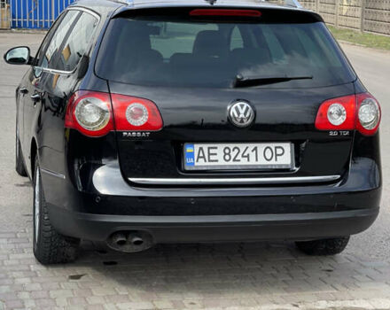 Чорний Фольксваген Пассат, об'ємом двигуна 2 л та пробігом 285 тис. км за 8500 $, фото 5 на Automoto.ua