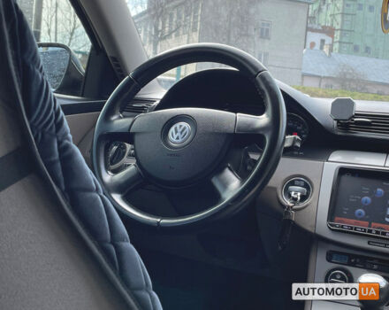 Черный Фольксваген Пассат, объемом двигателя 1.9 л и пробегом 290 тыс. км за 7400 $, фото 22 на Automoto.ua