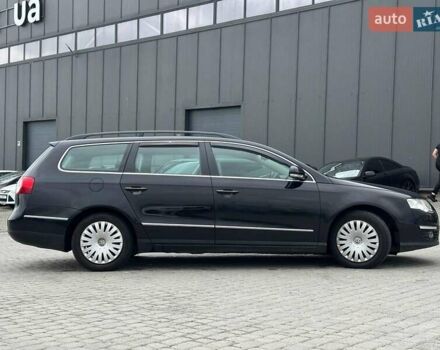 Черный Фольксваген Пассат, объемом двигателя 2 л и пробегом 288 тыс. км за 7290 $, фото 10 на Automoto.ua