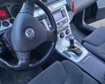 Черный Фольксваген Пассат, объемом двигателя 2 л и пробегом 280 тыс. км за 6400 $, фото 29 на Automoto.ua