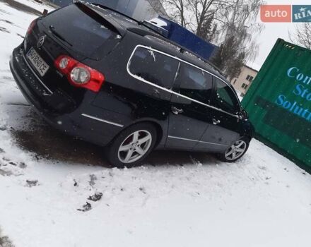 Чорний Фольксваген Пассат, об'ємом двигуна 2 л та пробігом 273 тис. км за 7850 $, фото 2 на Automoto.ua