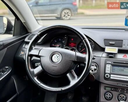 Черный Фольксваген Пассат, объемом двигателя 2 л и пробегом 403 тыс. км за 5499 $, фото 16 на Automoto.ua