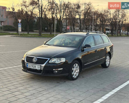 Черный Фольксваген Пассат, объемом двигателя 1.97 л и пробегом 263 тыс. км за 5700 $, фото 9 на Automoto.ua