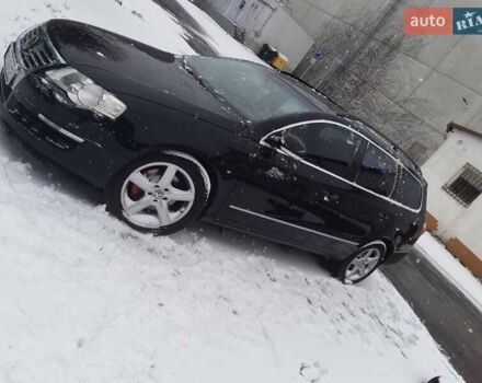 Чорний Фольксваген Пассат, об'ємом двигуна 2 л та пробігом 273 тис. км за 7850 $, фото 1 на Automoto.ua