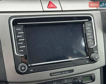 Черный Фольксваген Пассат, объемом двигателя 2 л и пробегом 288 тыс. км за 7290 $, фото 22 на Automoto.ua