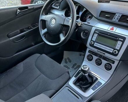 Черный Фольксваген Пассат, объемом двигателя 2 л и пробегом 269 тыс. км за 6700 $, фото 1 на Automoto.ua