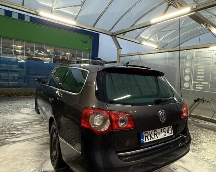 Черный Фольксваген Пассат, объемом двигателя 2 л и пробегом 400 тыс. км за 3500 $, фото 5 на Automoto.ua