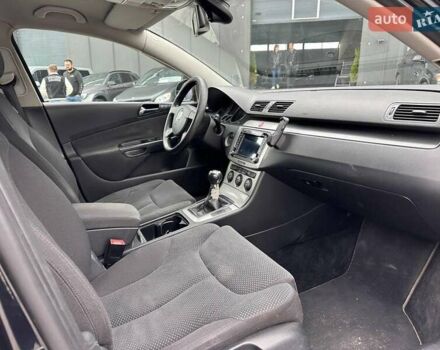 Черный Фольксваген Пассат, объемом двигателя 2 л и пробегом 288 тыс. км за 7290 $, фото 29 на Automoto.ua