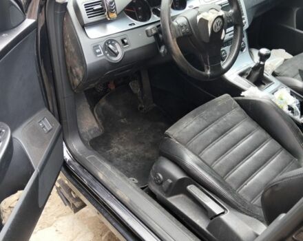 Чорний Фольксваген Пассат, об'ємом двигуна 2 л та пробігом 220 тис. км за 4000 $, фото 2 на Automoto.ua