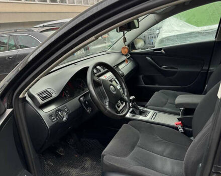 Черный Фольксваген Пассат, объемом двигателя 1.97 л и пробегом 250 тыс. км за 5300 $, фото 3 на Automoto.ua