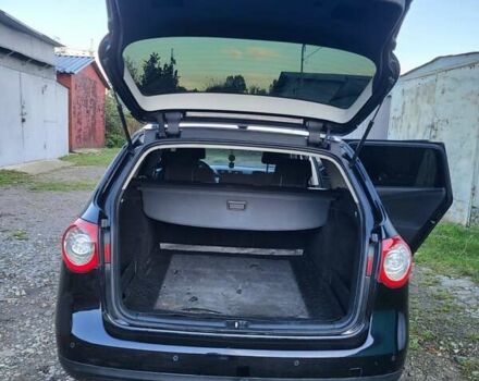 Черный Фольксваген Пассат, объемом двигателя 2 л и пробегом 280 тыс. км за 6400 $, фото 24 на Automoto.ua