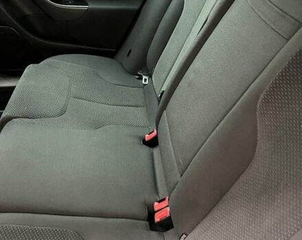 Черный Фольксваген Пассат, объемом двигателя 1.97 л и пробегом 342 тыс. км за 3950 $, фото 6 на Automoto.ua