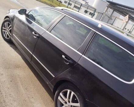 Чорний Фольксваген Пассат, об'ємом двигуна 2 л та пробігом 220 тис. км за 6450 $, фото 4 на Automoto.ua