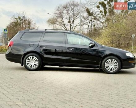 Черный Фольксваген Пассат, объемом двигателя 2 л и пробегом 403 тыс. км за 5499 $, фото 10 на Automoto.ua