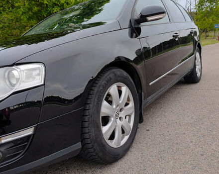 Чорний Фольксваген Пассат, об'ємом двигуна 1.97 л та пробігом 266 тис. км за 6500 $, фото 3 на Automoto.ua